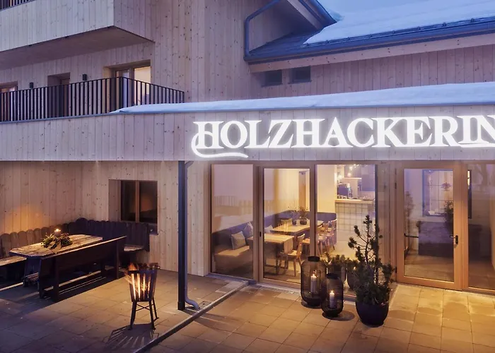 Holzhackerin - The Charming Haus Am Berg Appart hôtel