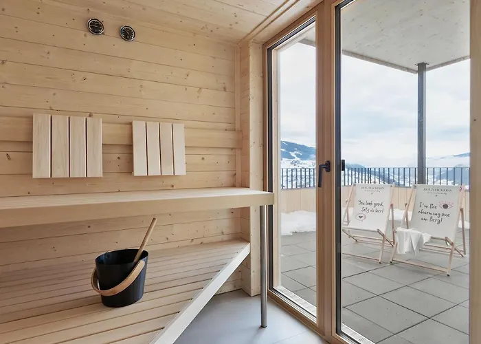 Holzhackerin - The Charming Haus Am Berg شقة فندقية 4*