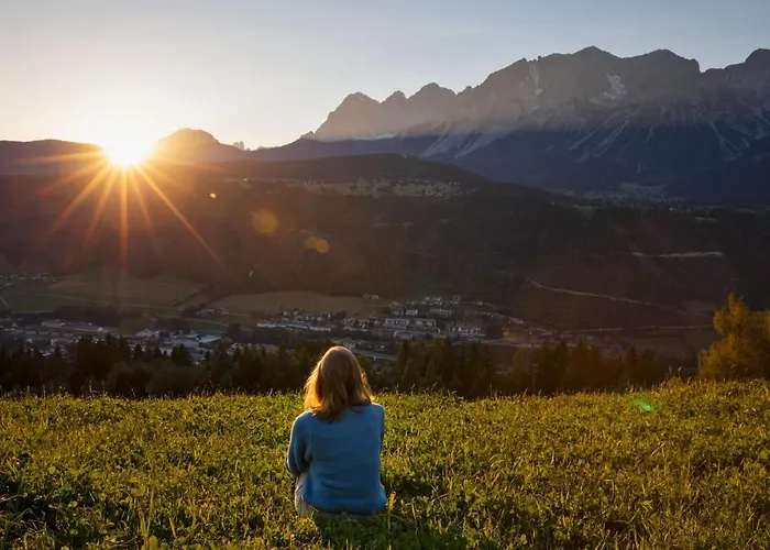 Holzhackerin - The Charming Haus Am Berg Schladming