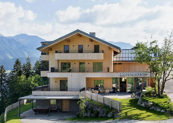 Holzhackerin - The Charming Haus Am Berg Appart hôtel