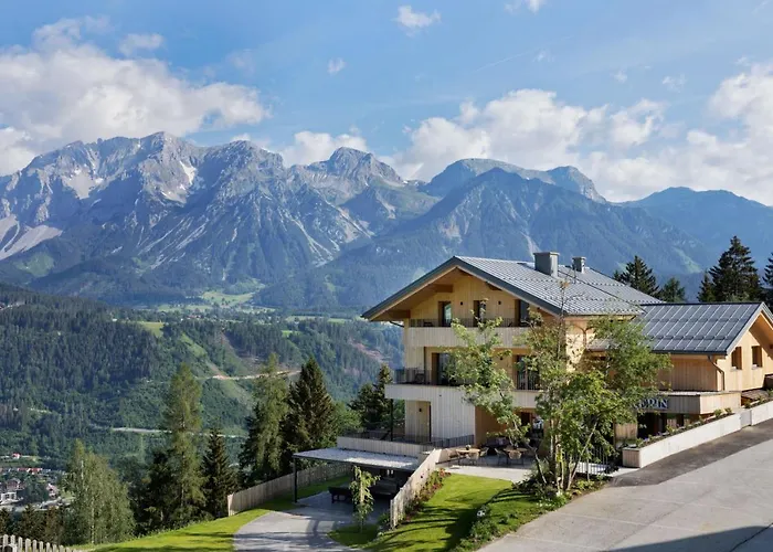 Holzhackerin - The Charming Haus Am Berg شقة فندقية 4*